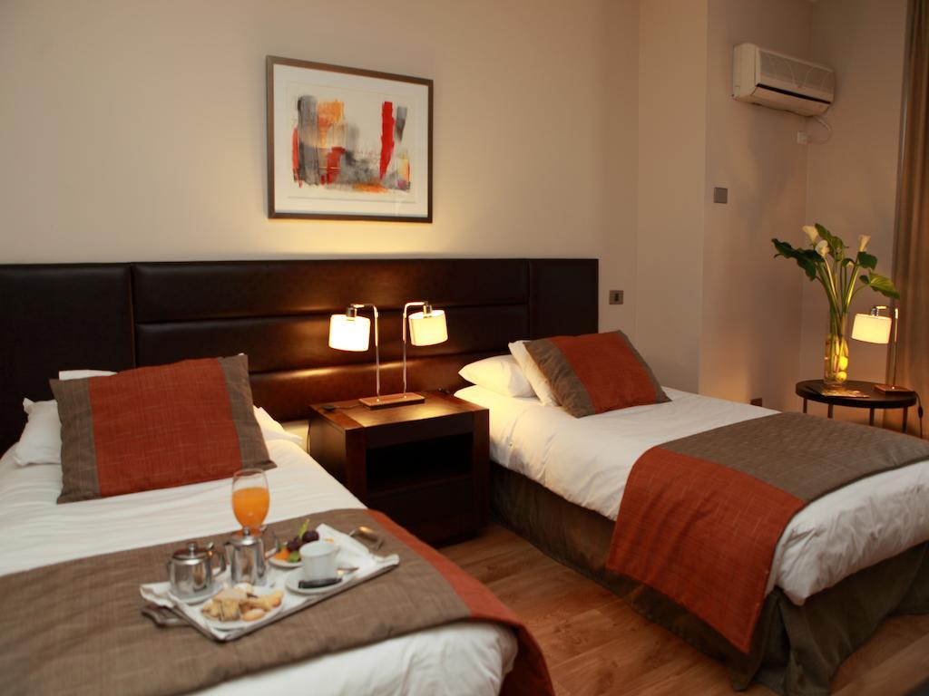 Park Plaza Bonaparte Boutique