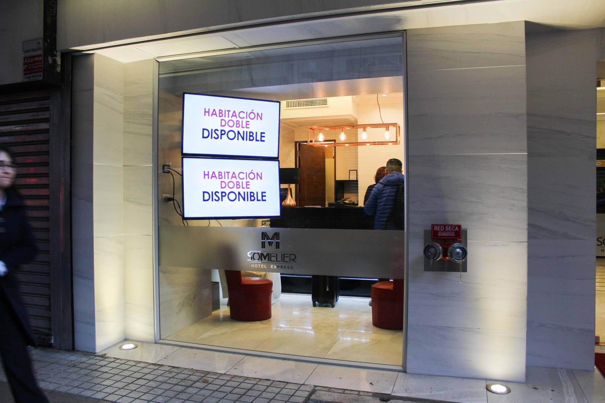 Sommelier Agustinas Hotel 3*