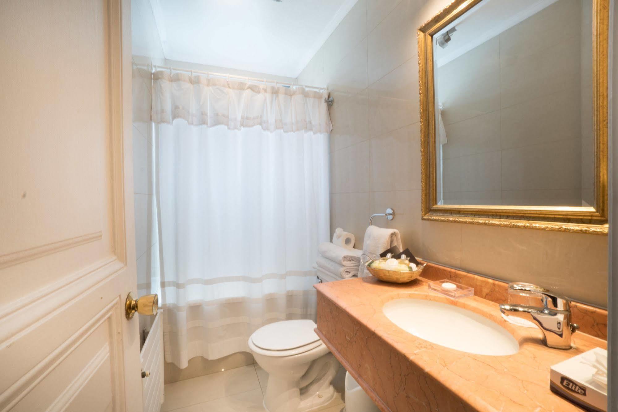 Aparthotel Departamentos Orly 3*