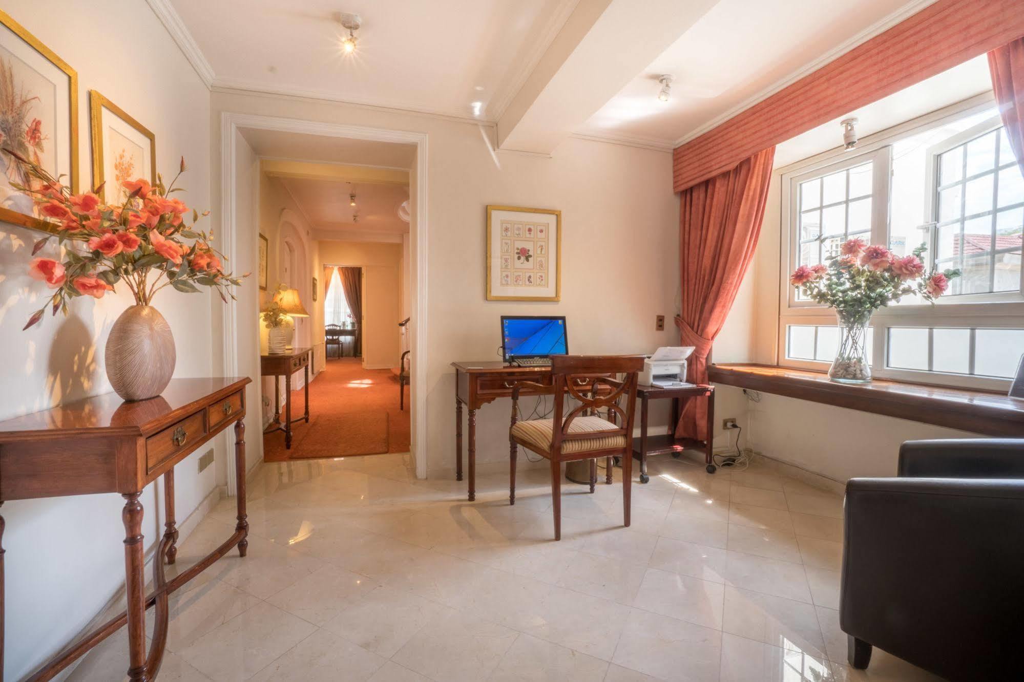 Departamentos Orly 3* Santiago