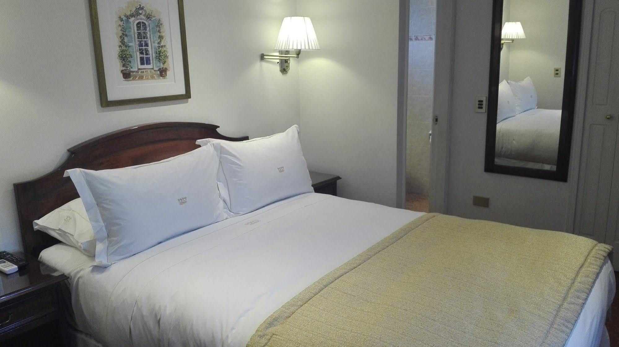 Aparthotel Departamentos Orly Santiago