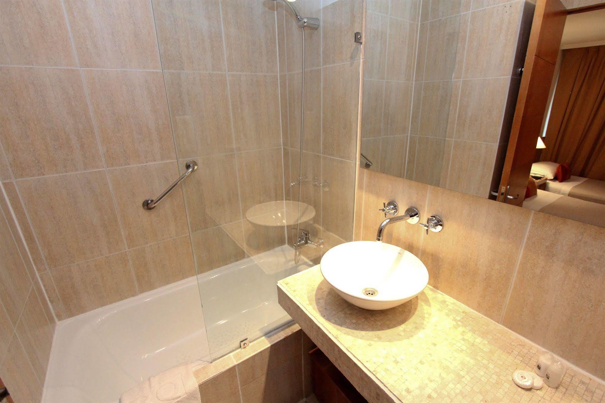 Diego De Velasquez Providencia Suites