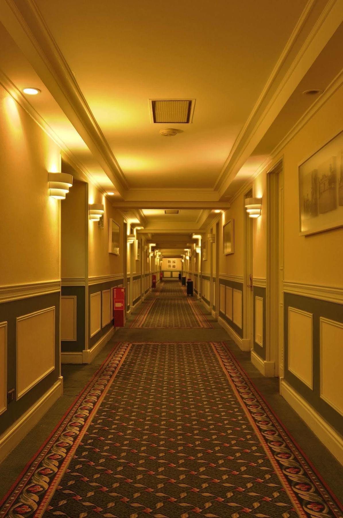 Gran Palace Khách sạn