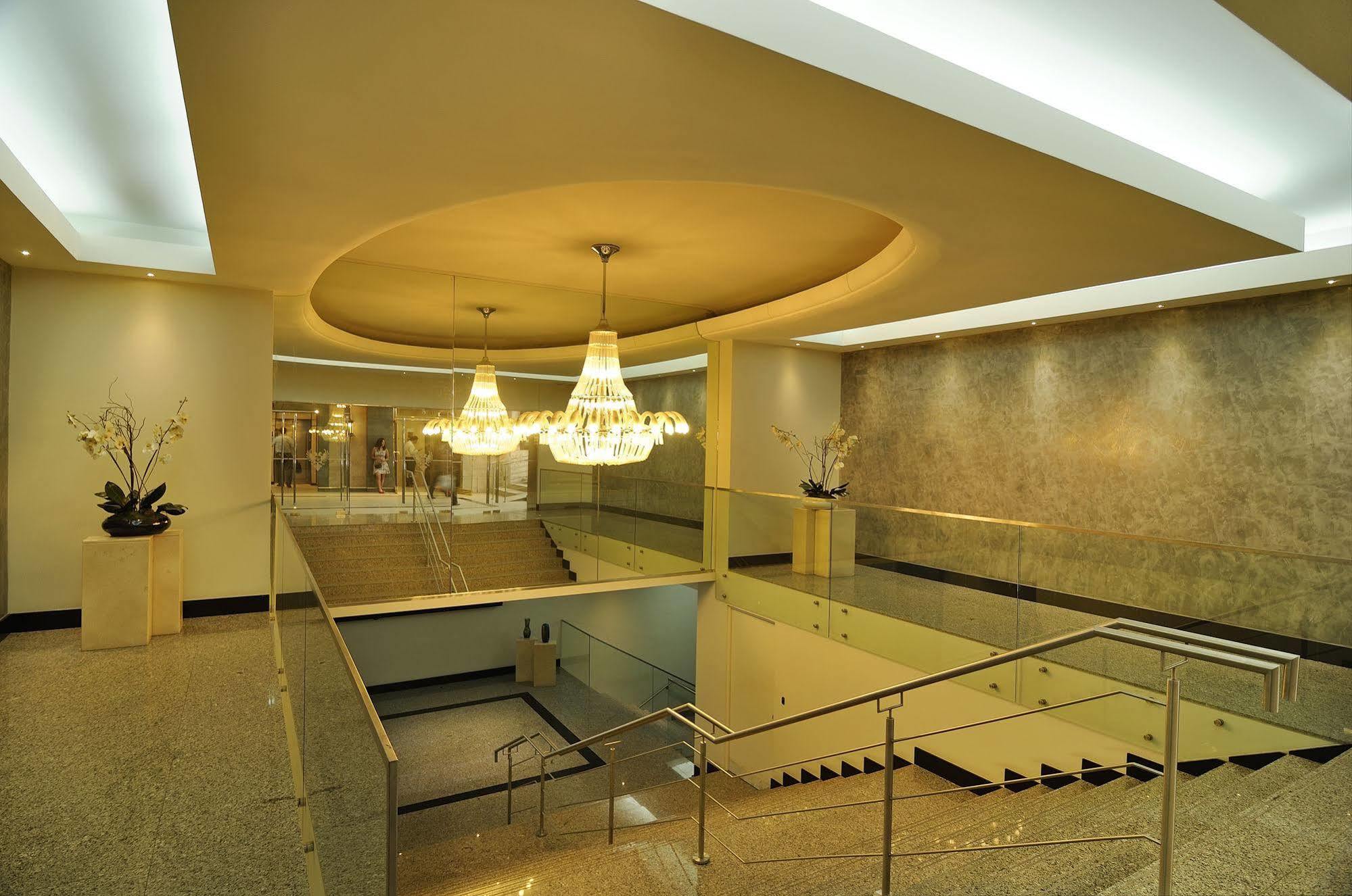 Khách sạn Gran Palace 4*