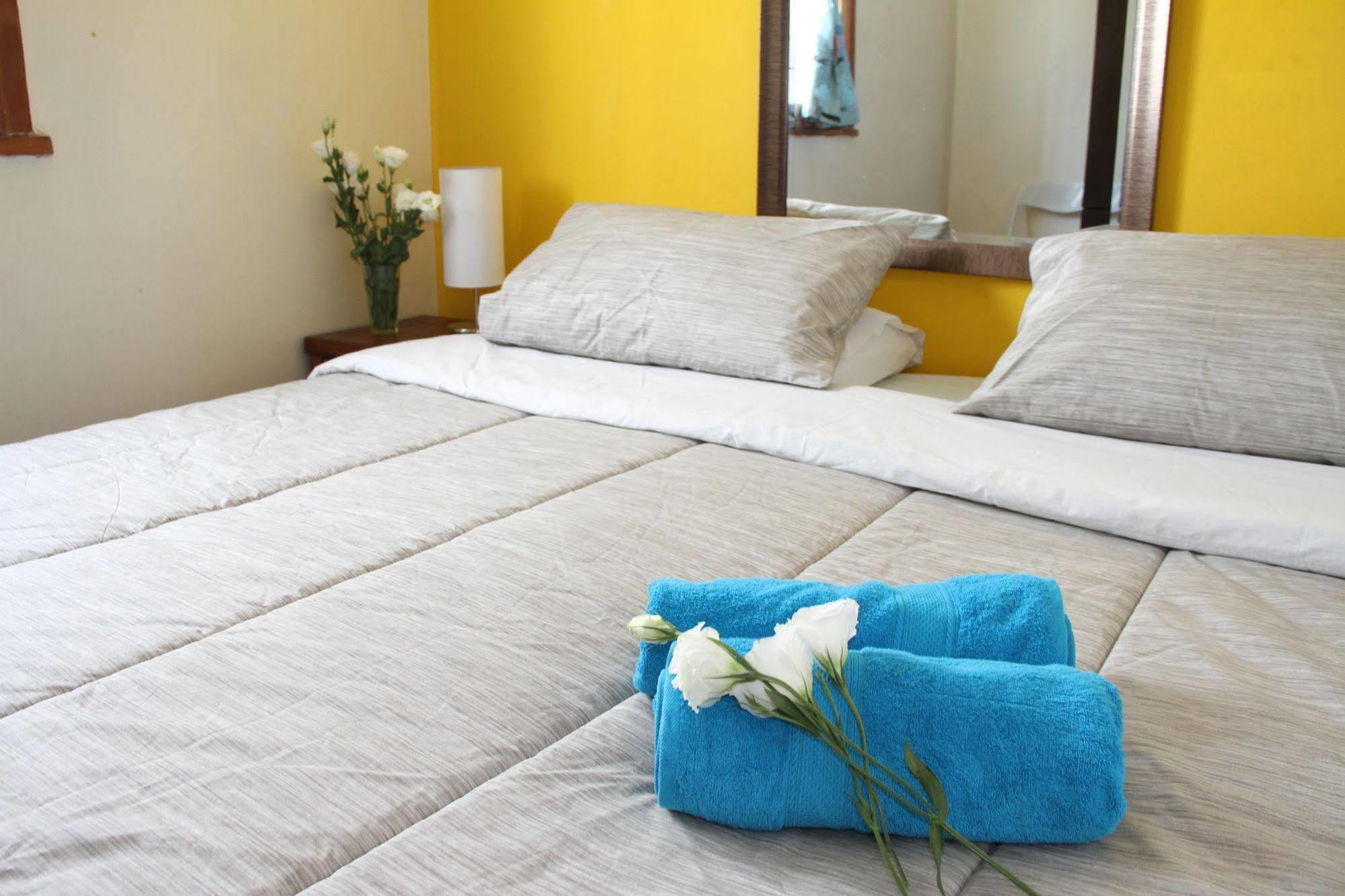 Bed & Breakfast Pinos Azules Santiago