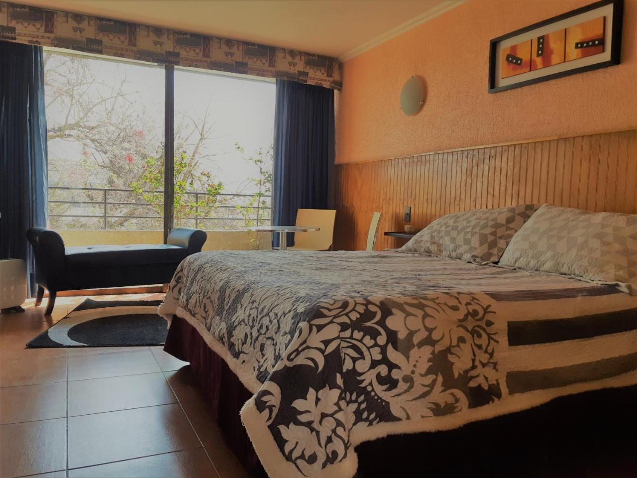 Julissa Hotel