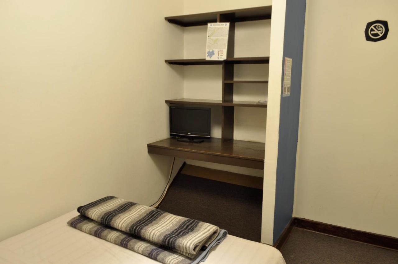 Union Hostel *