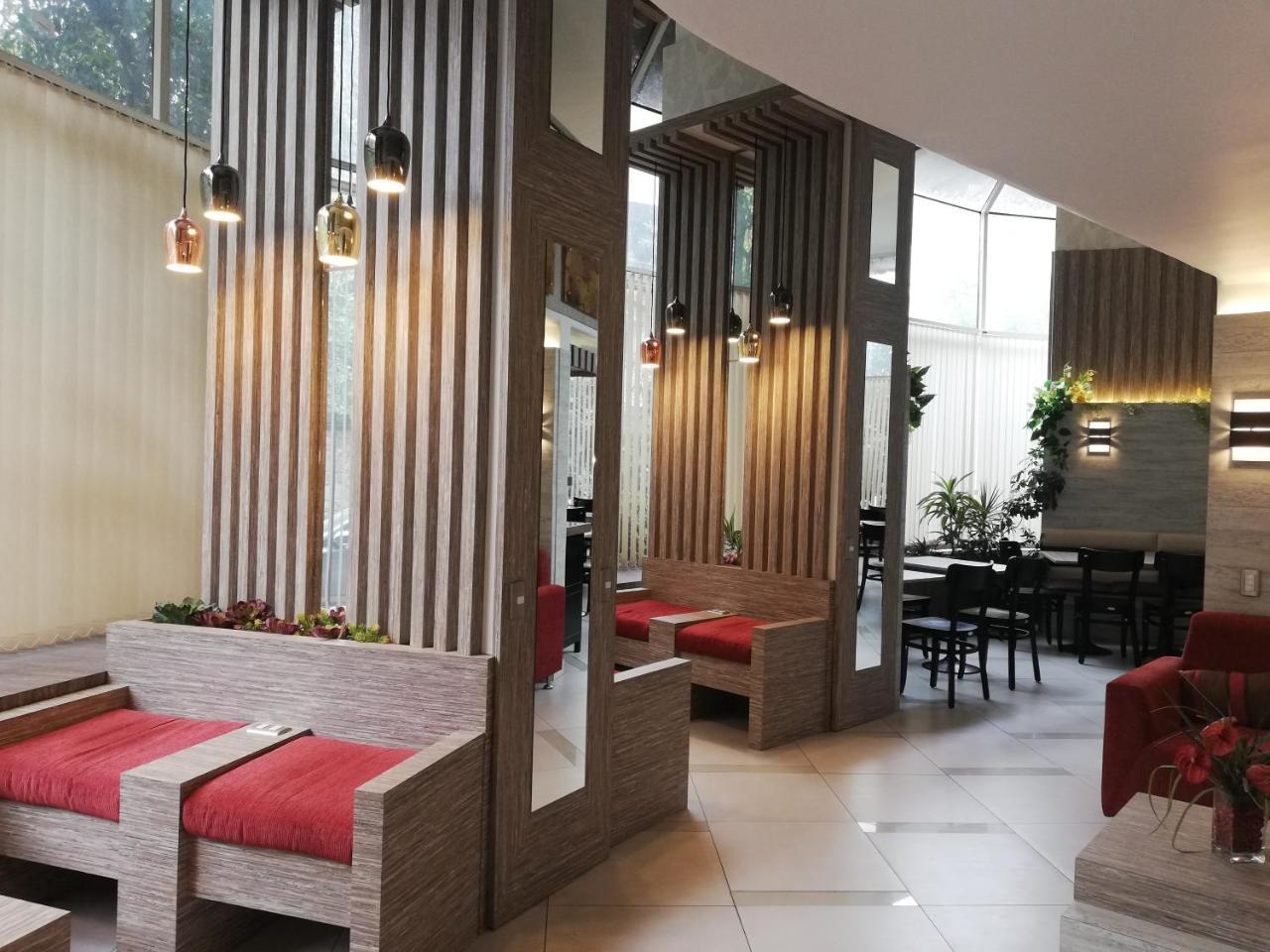 Montecarlo Hotel