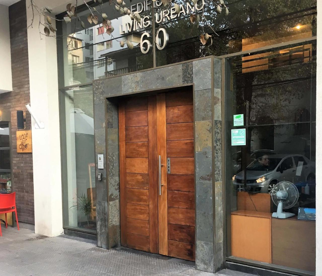 Apartment General Flores 60