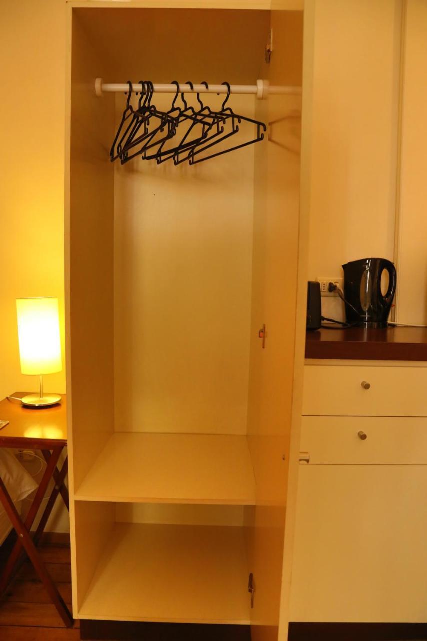 Amstelhuischili Apartment *