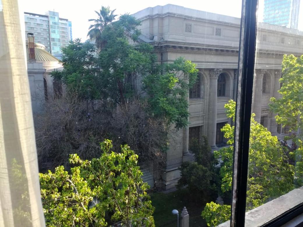 Plaza Huelen Apartment Santiago