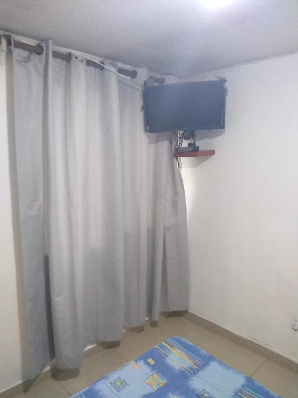 Angamos Khách sạn