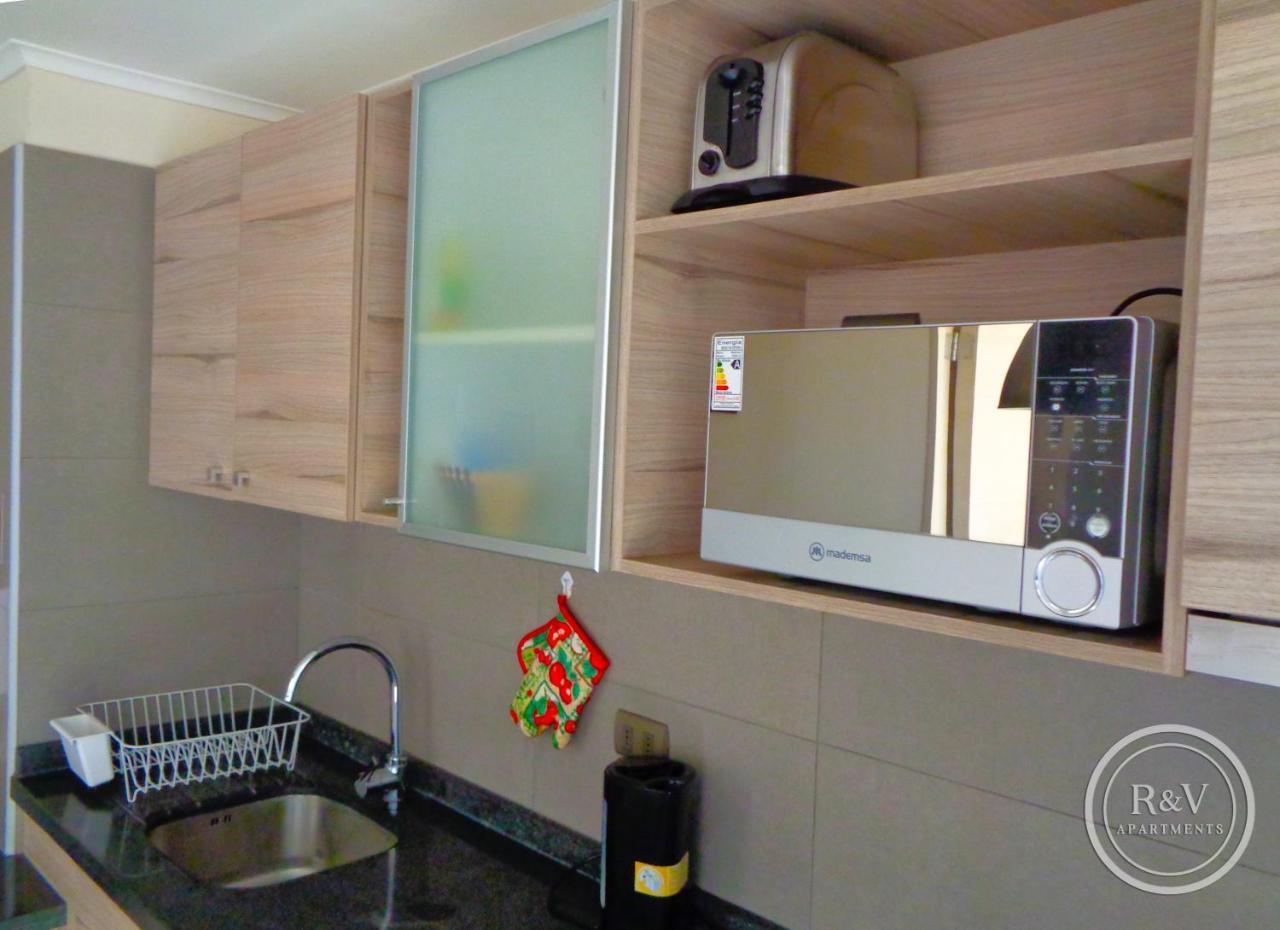 R&v Apartment *