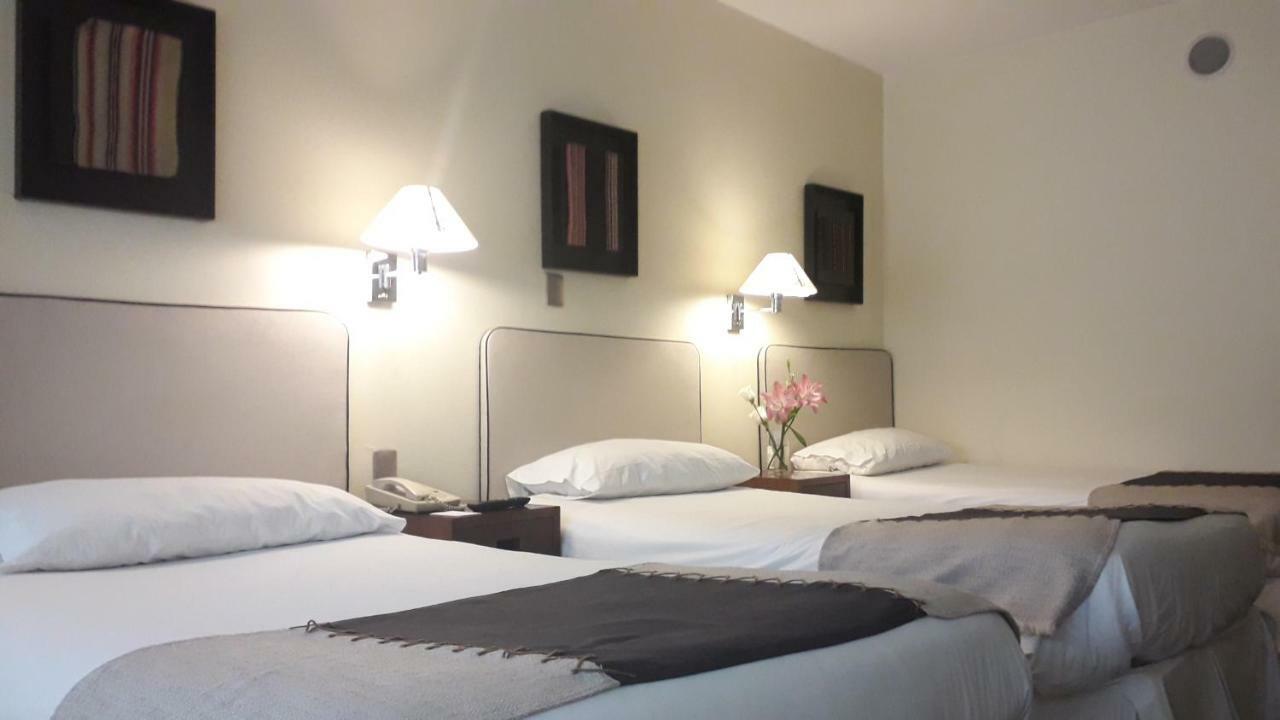 Hotel Almacruz Y Centro De Convenciones Santiago