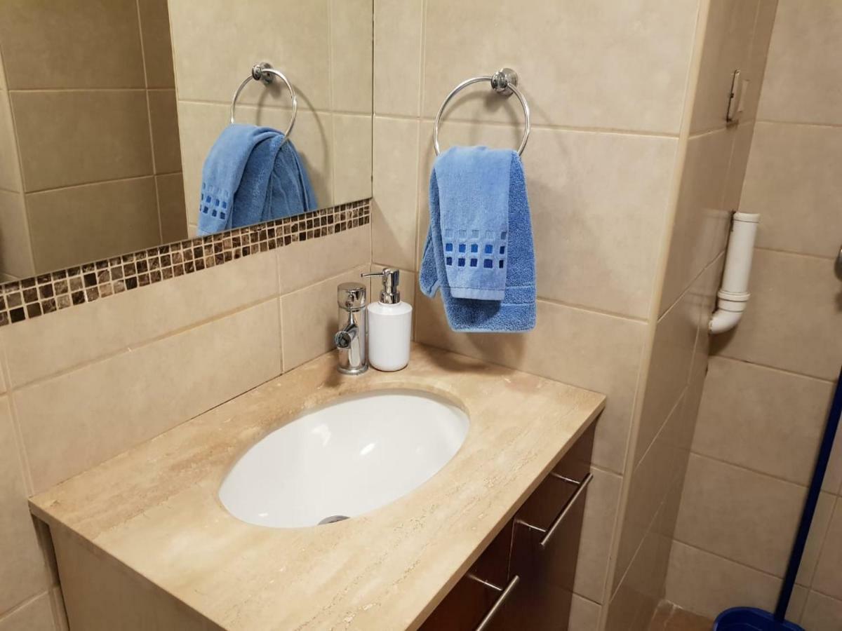 Apartment Carmen Con Argomedo, Parking Por Pagar