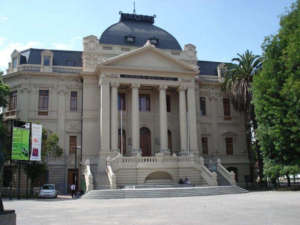 Apartamento Full Moneda 909