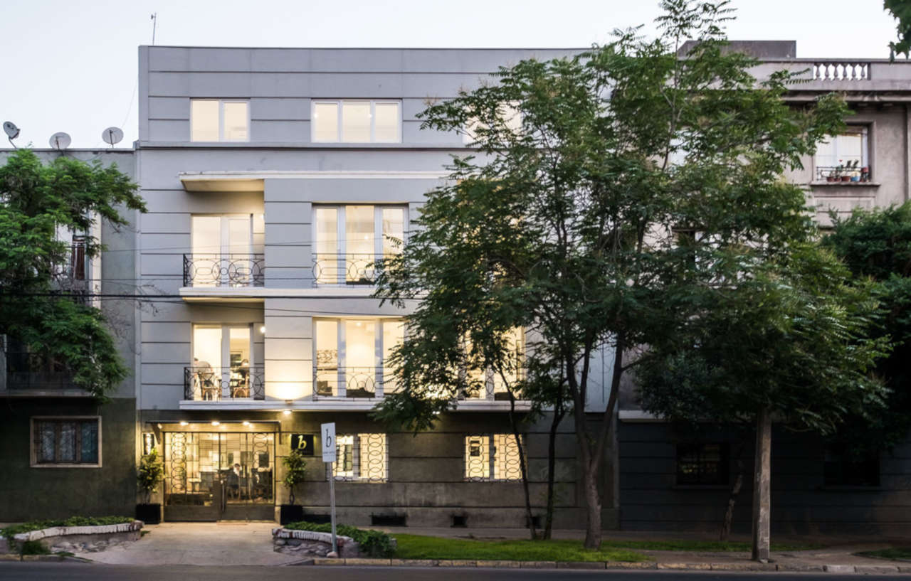 B Aparthotel