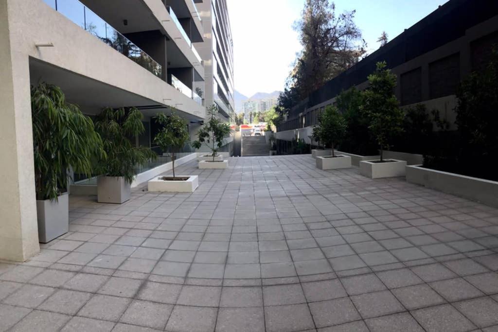 Căn hộ Acogedor Depto. A Un Costado De Clinica Condes *