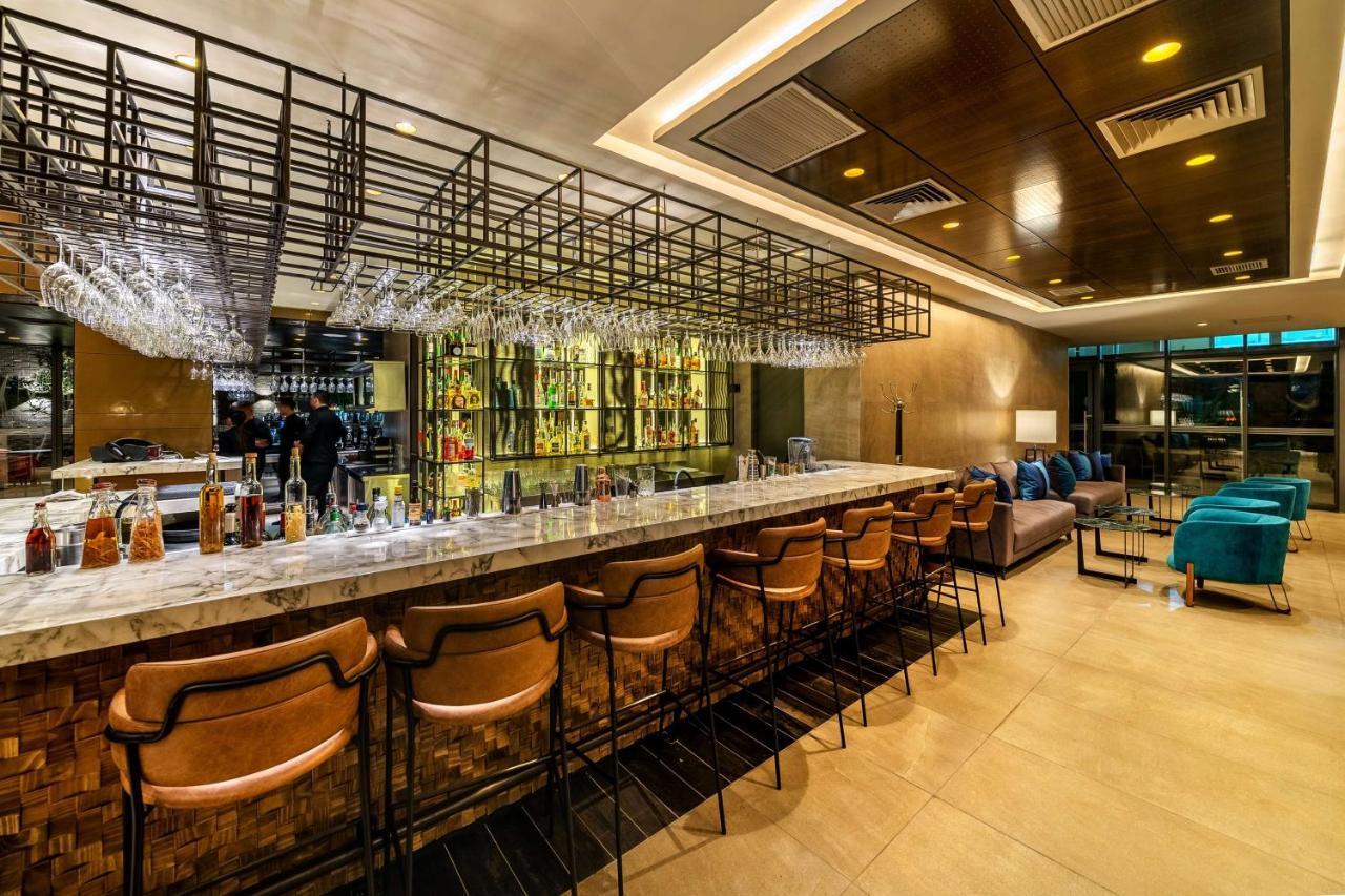 Hotel Hyatt Centric Condes 5*