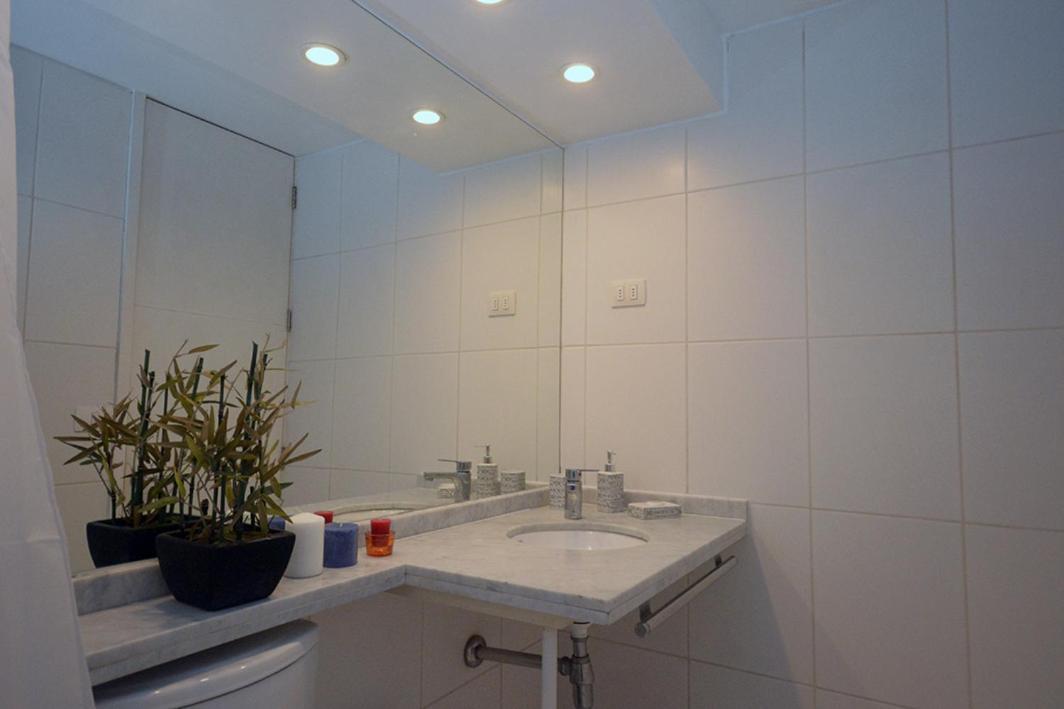 Condes, Excelentes - Sofia Camilla Apartment Santiago