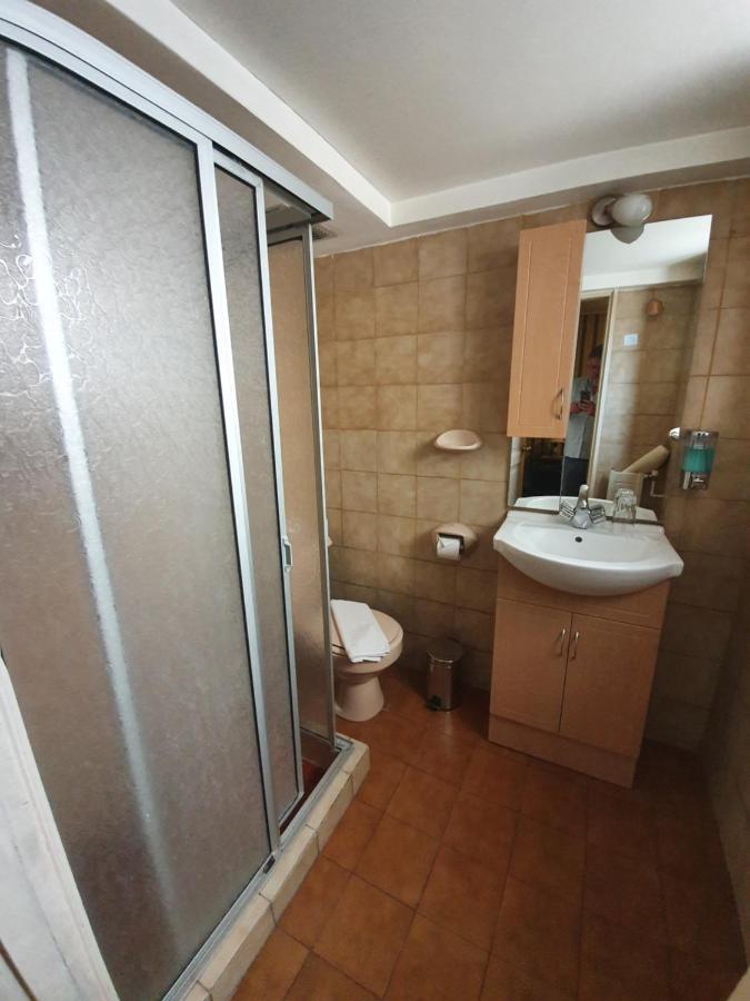Foresta Khách sạn 3*