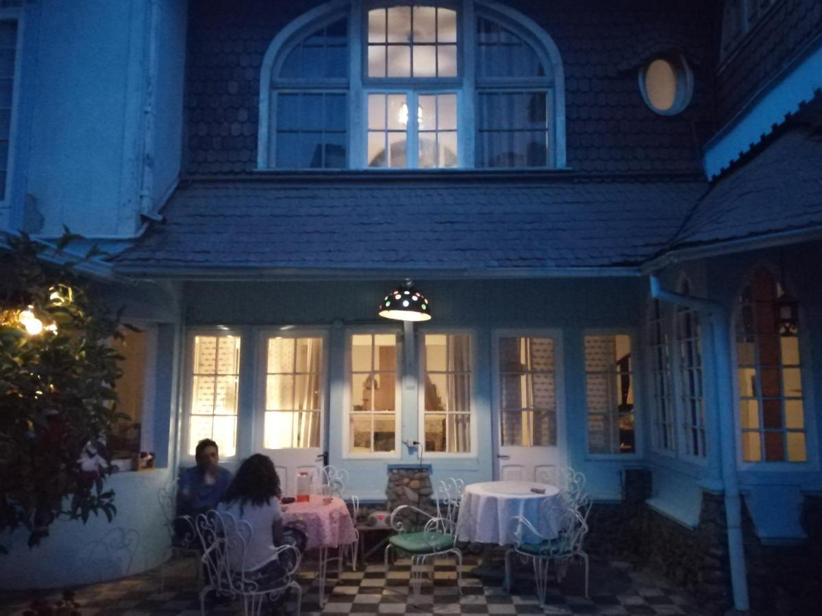 La Cascarona Homestay *