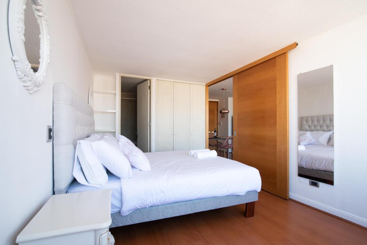 Rose Gold - 1br, Mountain View, Pool, Gym, Mall * Santiago de Chile