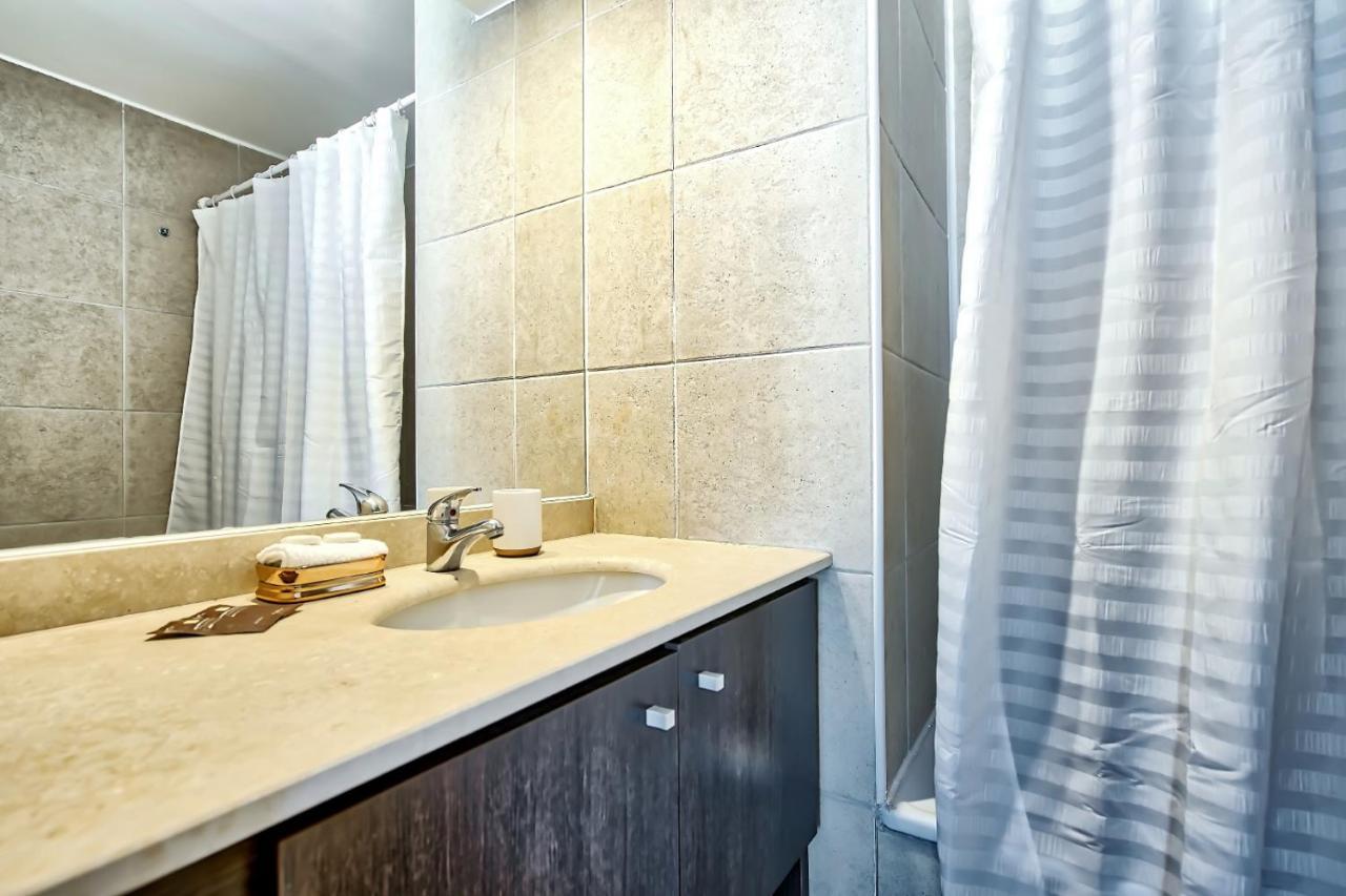 Rose Gold - 1br, Mountain View, Pool, Gym, Mall Apartamento Santiago de Chile