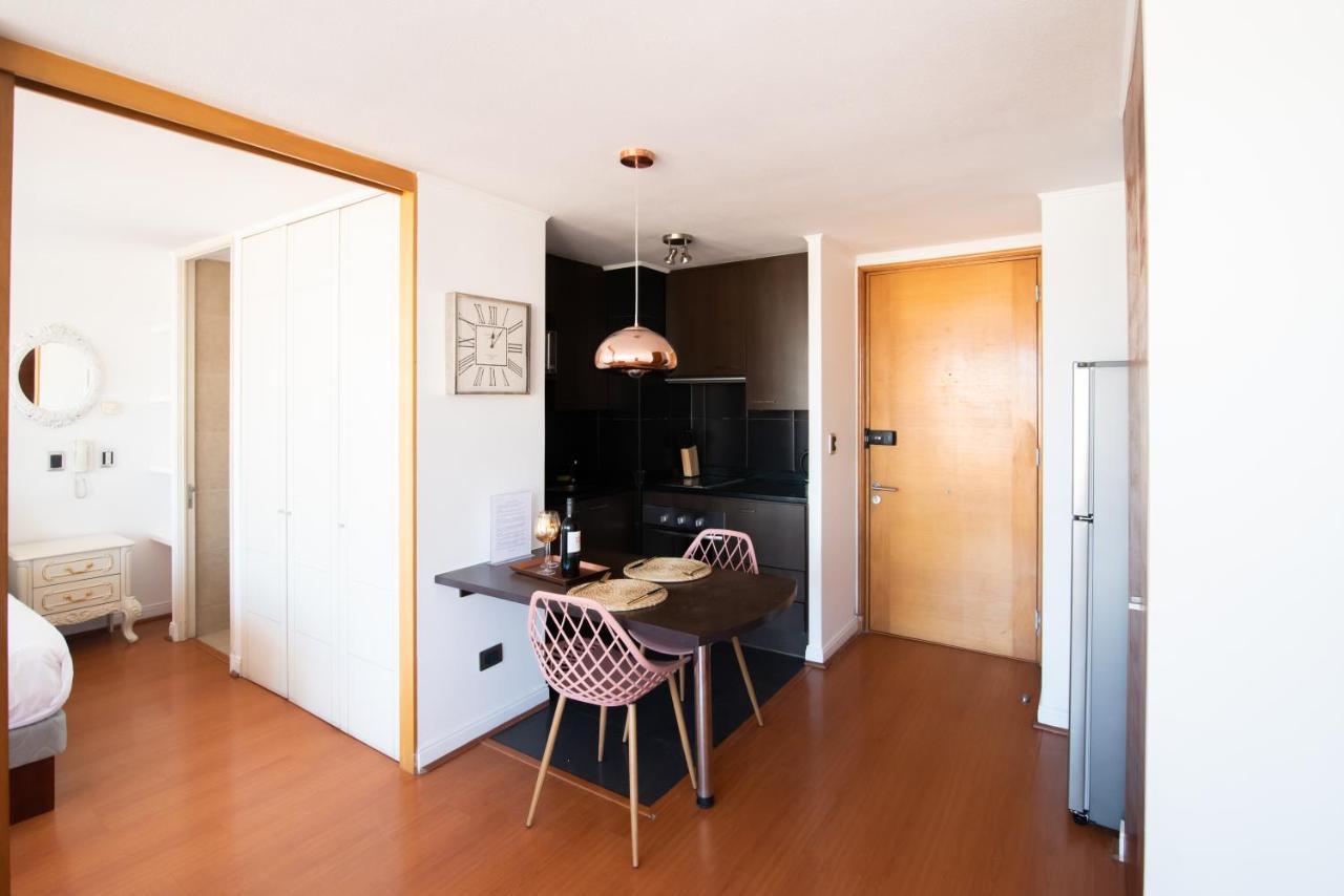 Rose Gold - 1br, Mountain View, Pool, Gym, Mall * Santiago de Chile