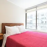Urban Red 2Br W/ Wifi, Tv, Pool & Gym