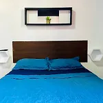 Urbano Hostel