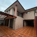 La Casa Di Gio, Stgo, Parking Privado Y Gratuito