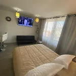 Studio Metro Chacabuco A Tres Minutos, Maximo 3 Personas