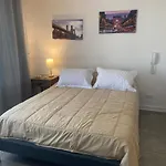 Studio Metro Chacabuco A Tres Minutos, Maximo 3 Personas