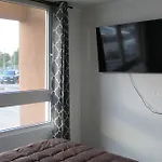 Comodo Departamento Cerca De Aeropuerto