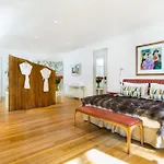 Aubrey Hotel Boutique