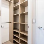 Trendy 1Br Nunoa Your Urban Getaway