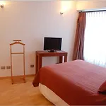 El Bosque Suites