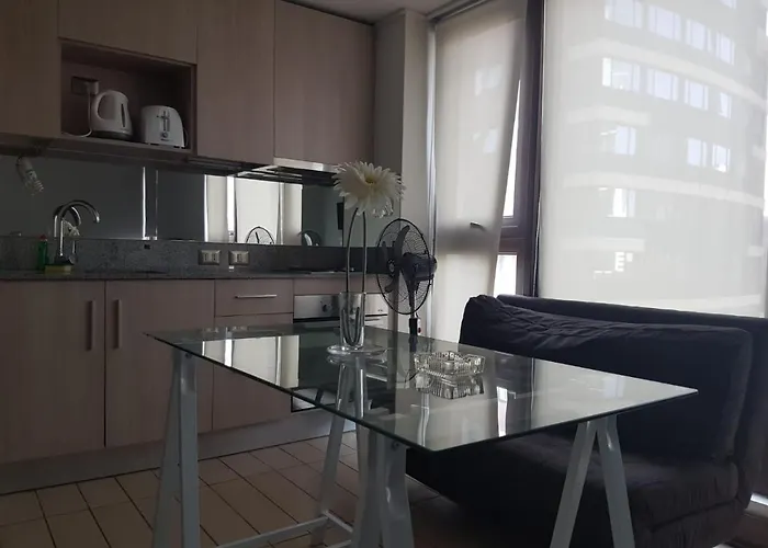 Departamento En Las Condes A Una Cuadra De Metro Manquehue