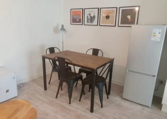 Departamento Centrico En Providencia, A Una Cuadra De Metro Pedro De Valdivia
