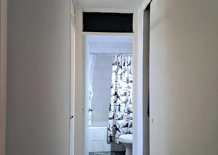 Habitacion En Departamento En Barrio Universitario