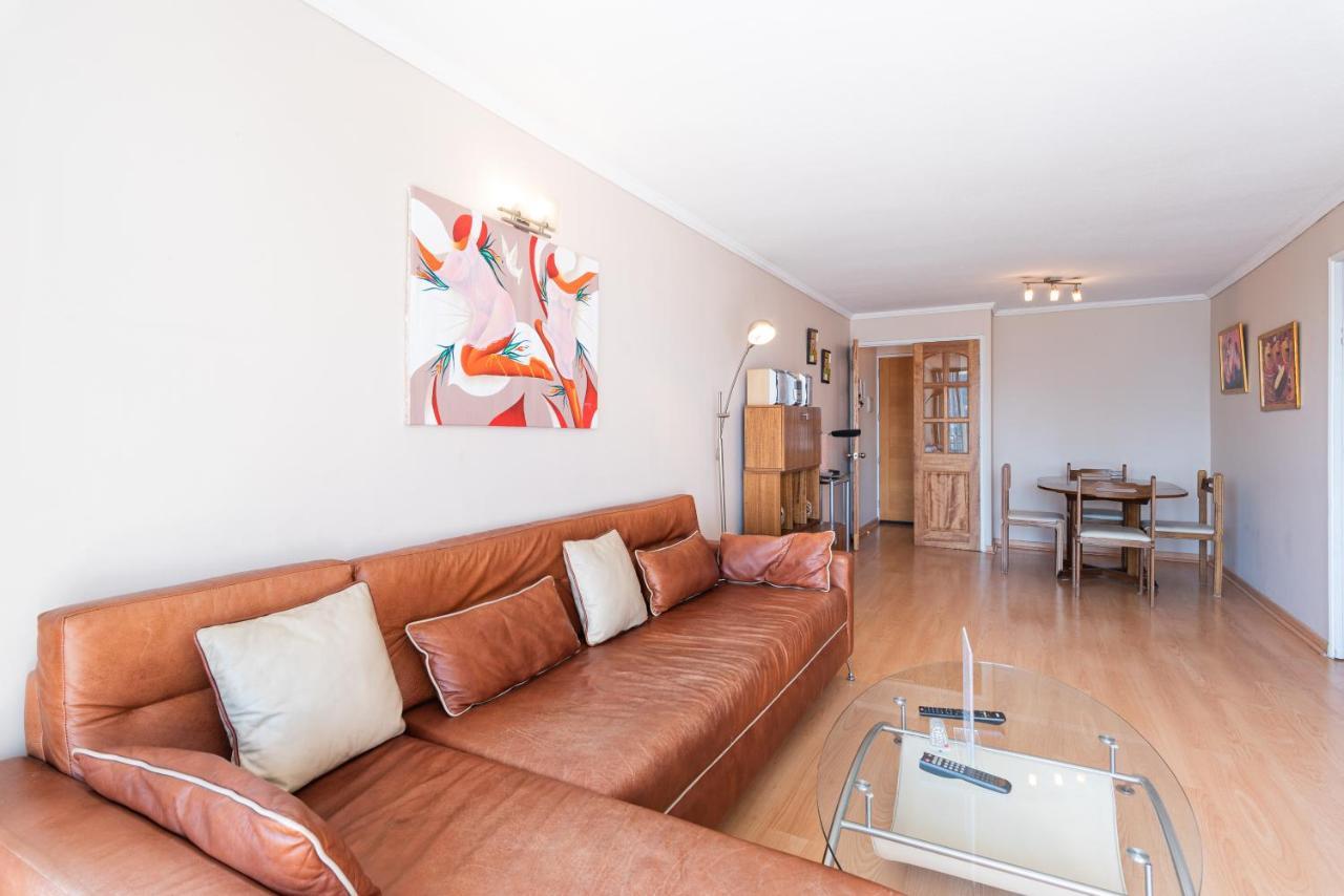 Uptown Ethnic - 2br, Metro, Wifi, Tv Santiago