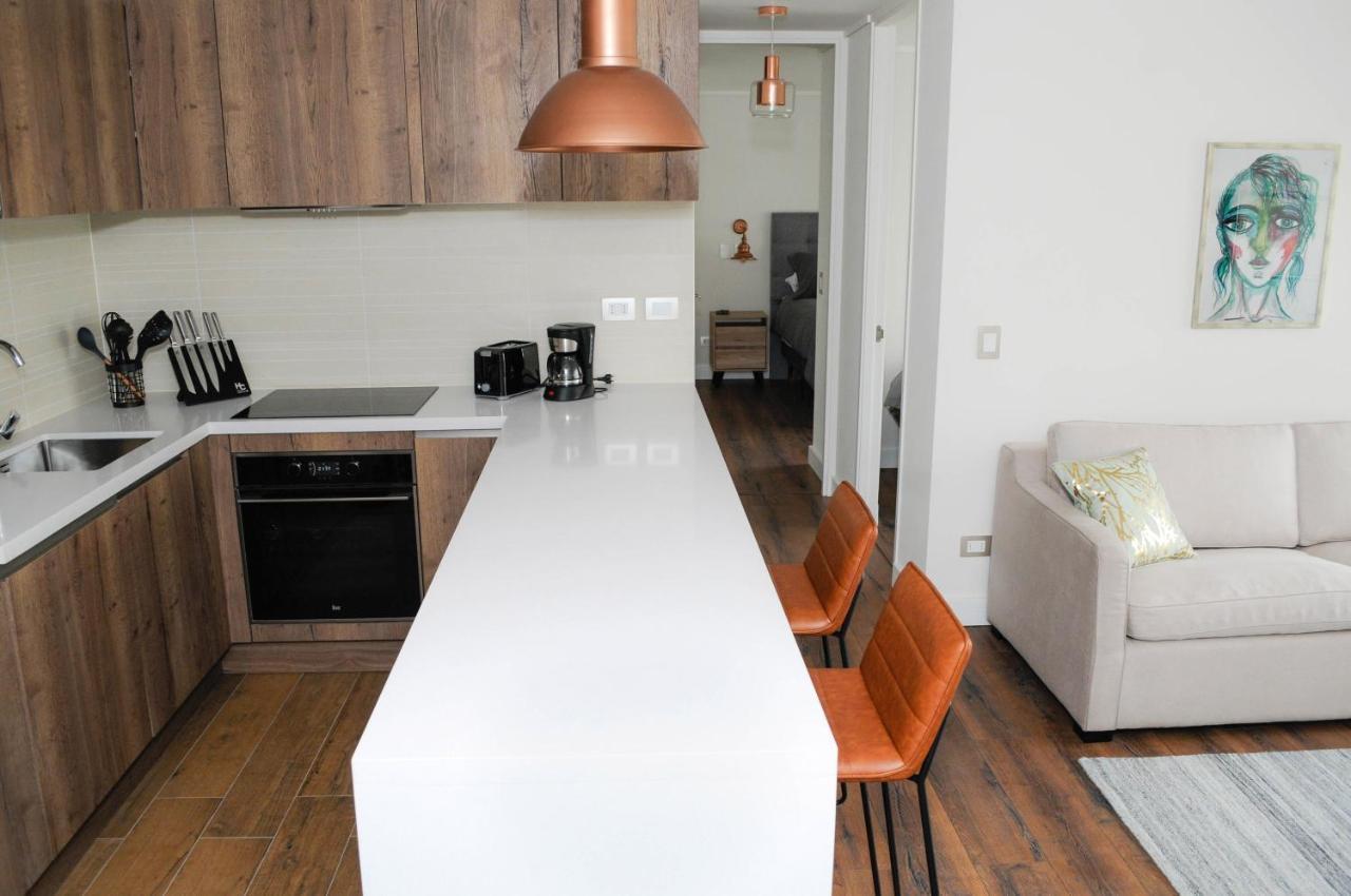 - Kennedy - Parque Arauco Apartment Santiago