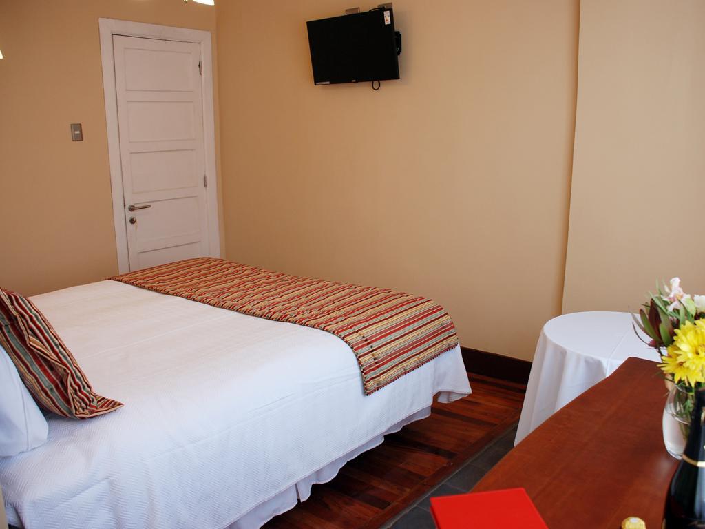 Khách sạn Oporto 3*