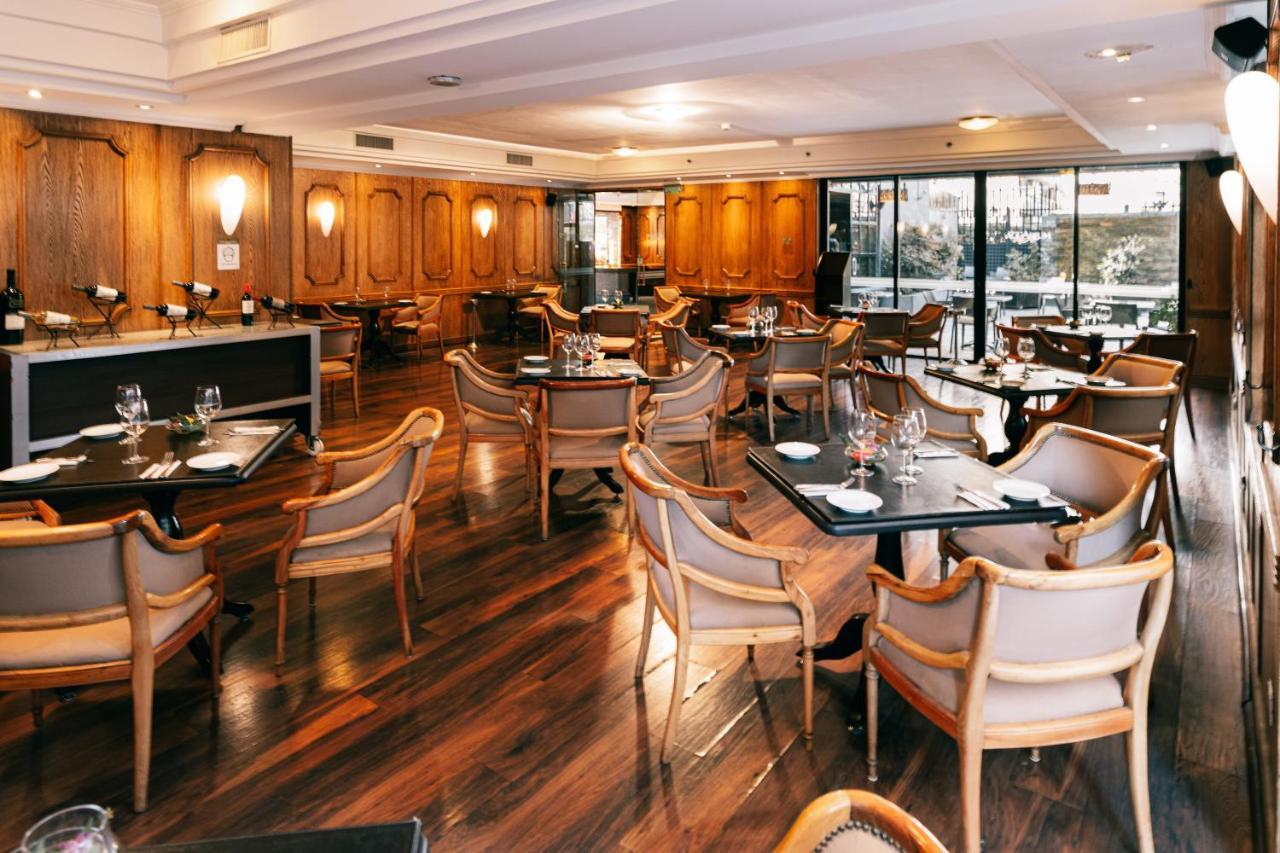 Wyndham Garden Kennedy Khách sạn
