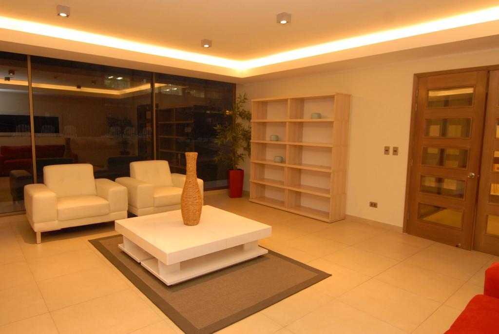 San Isidro Apartment *