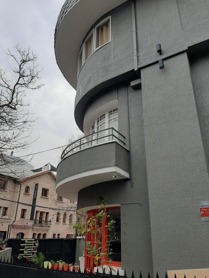 Nhà trọ Aji Santiago
