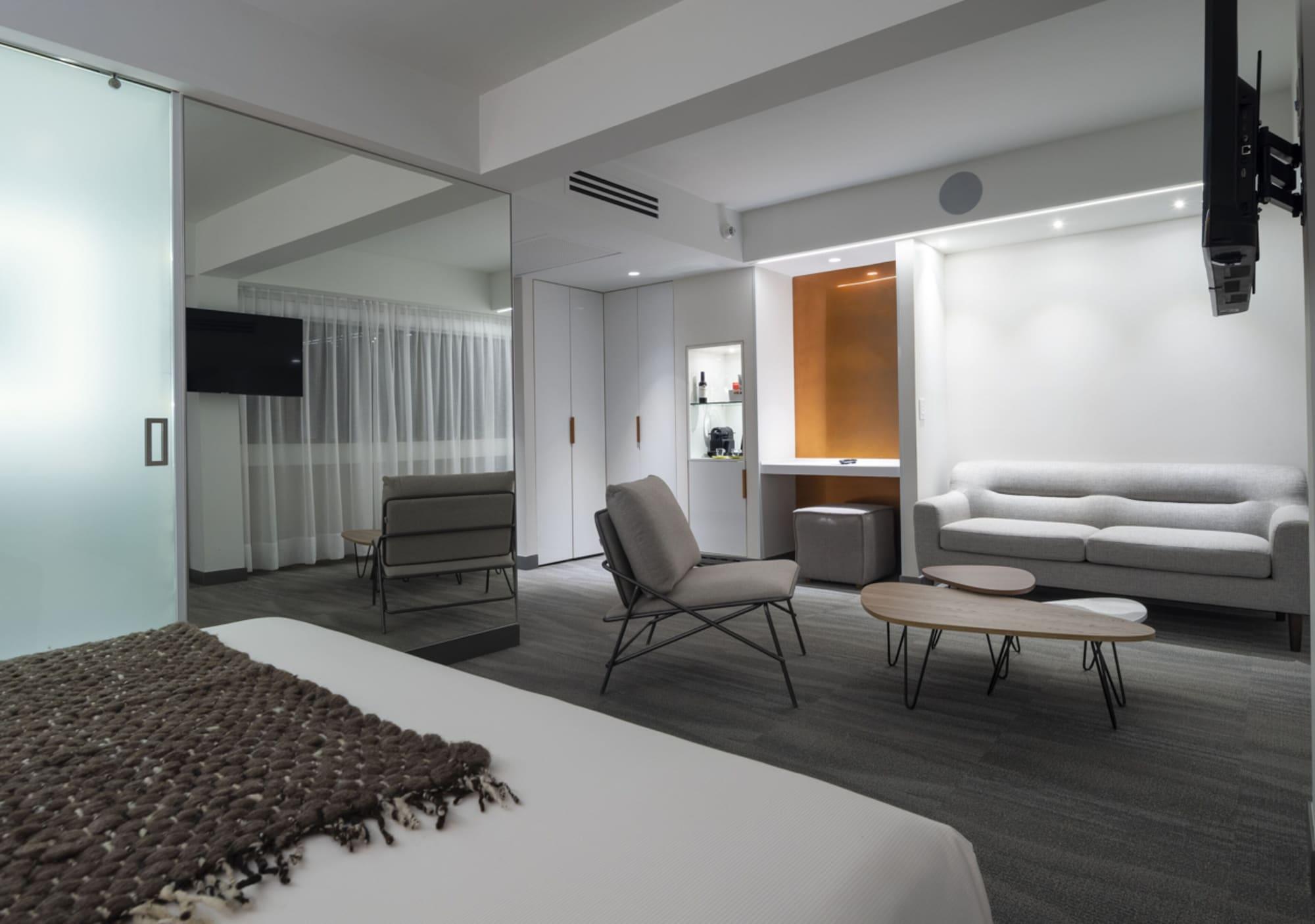 45 By Director Hotel Santiago