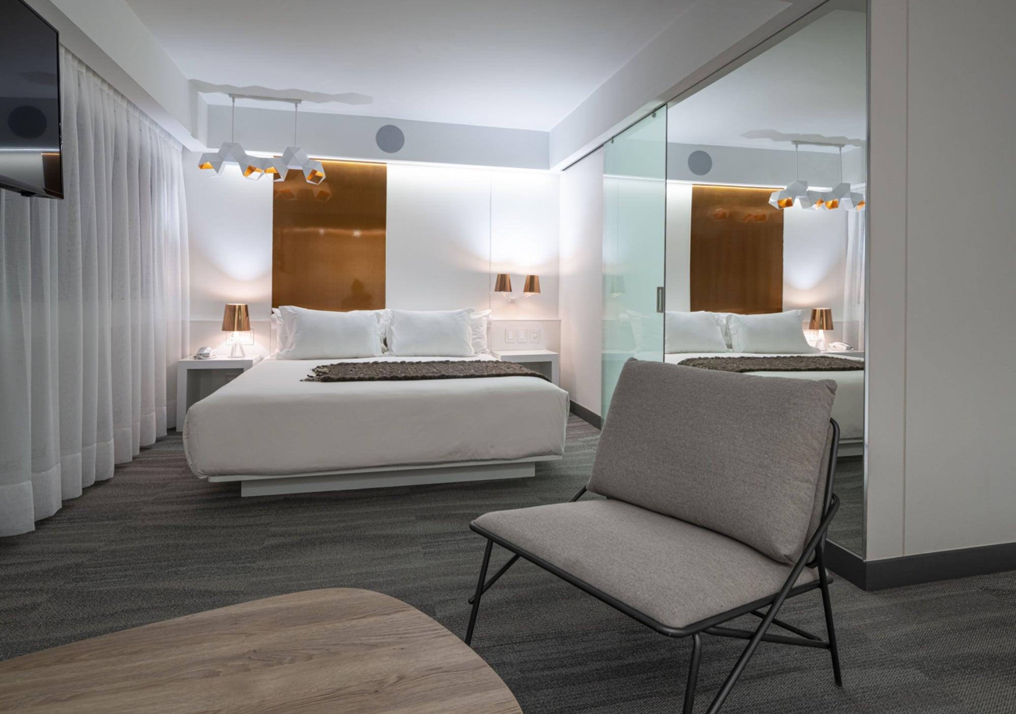 45 By Director 4* Santiago