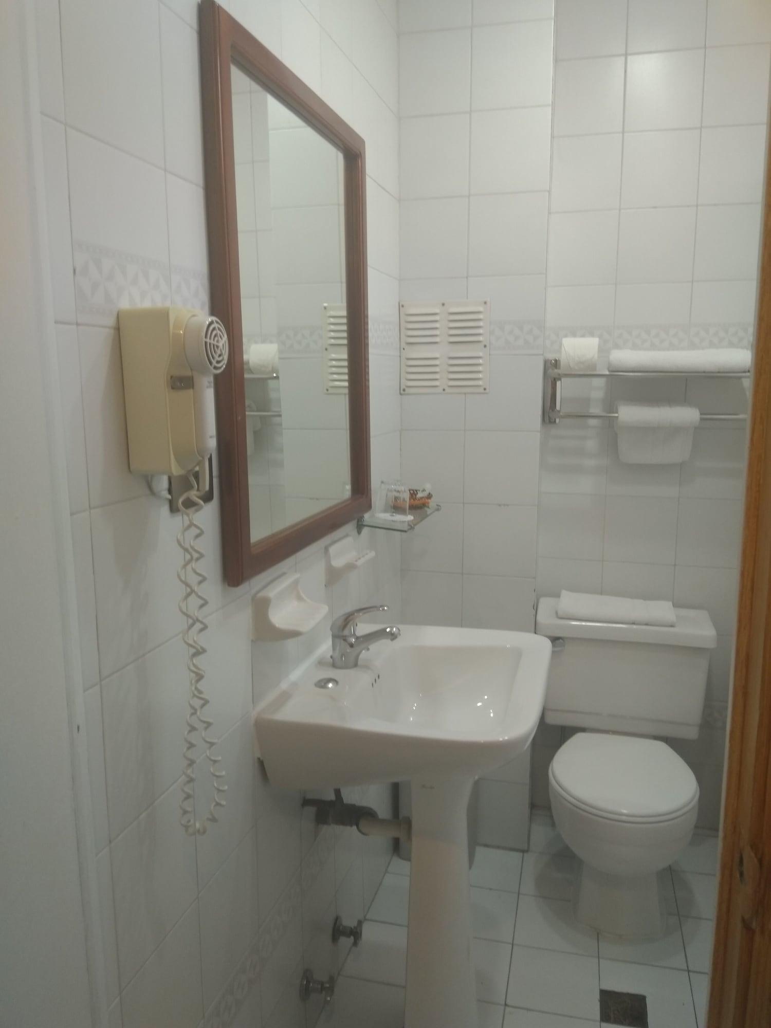 Hotel Maria Angola 3*